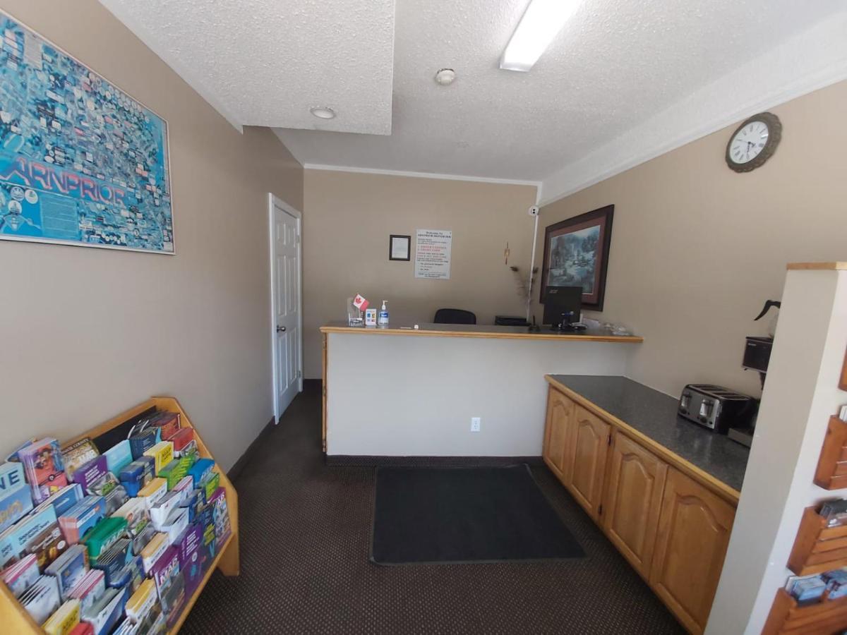 Arnprior Motor Inn Exteriér fotografie