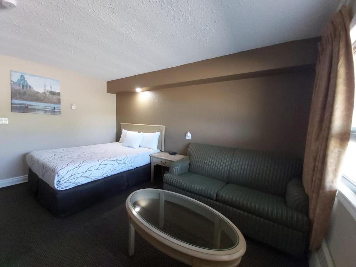 Arnprior Motor Inn Exteriér fotografie