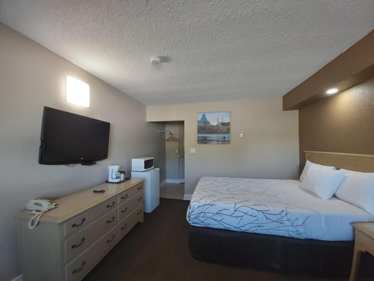 Arnprior Motor Inn Exteriér fotografie