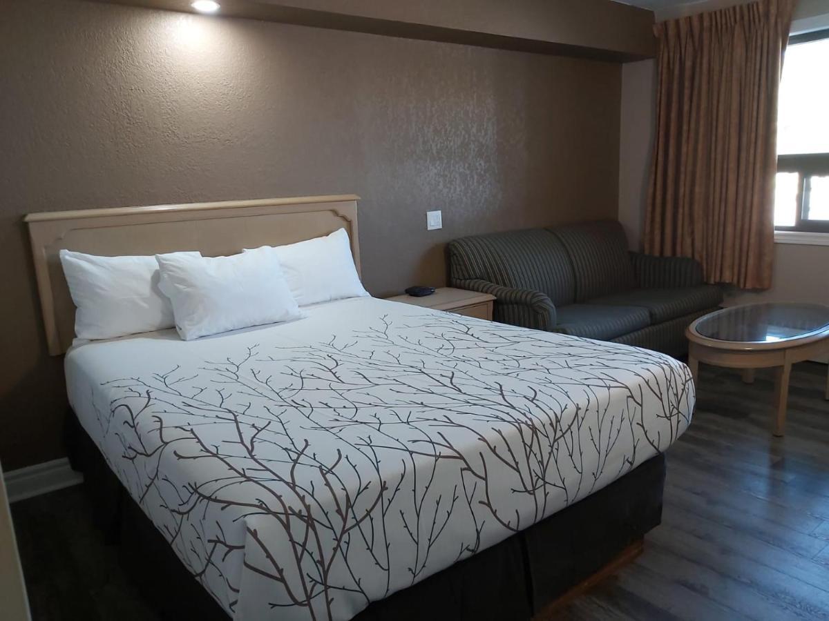 Arnprior Motor Inn Exteriér fotografie