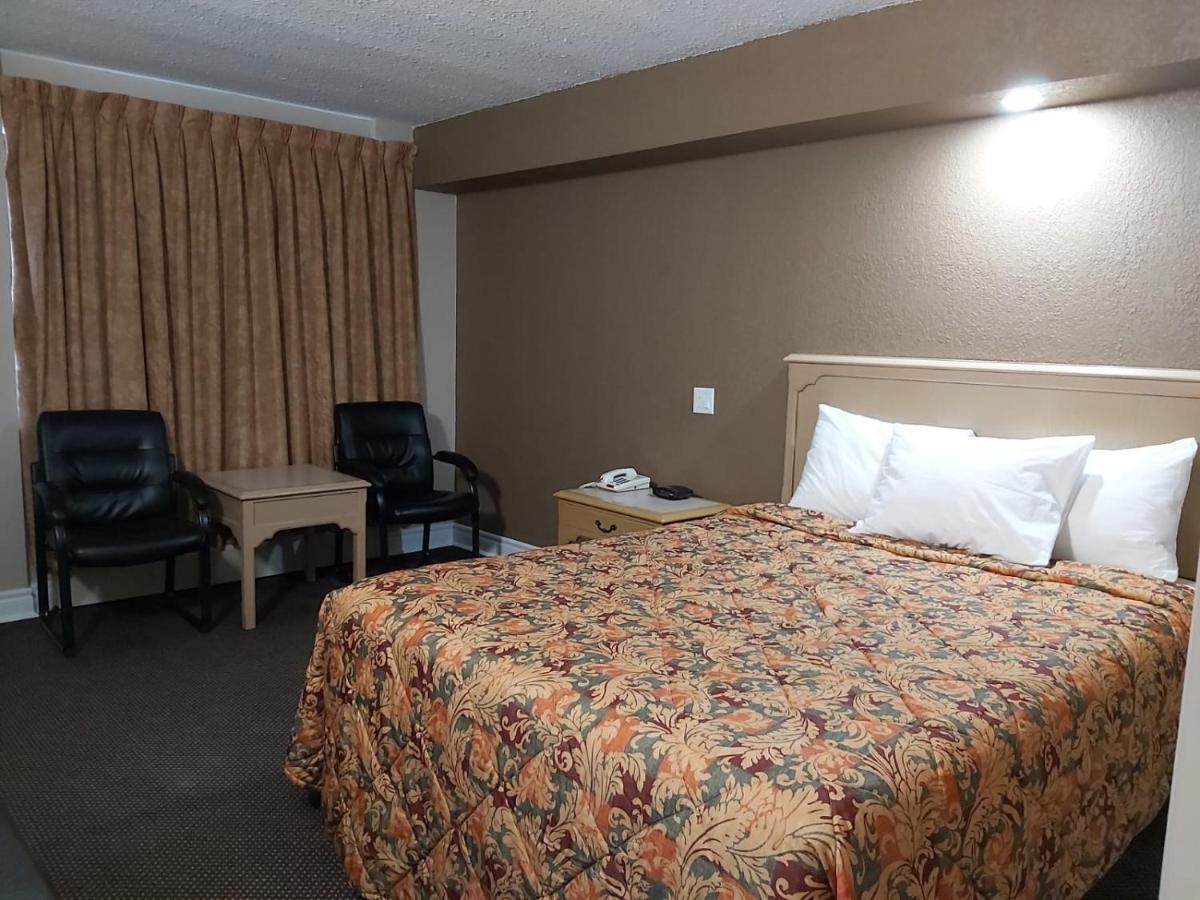 Arnprior Motor Inn Exteriér fotografie