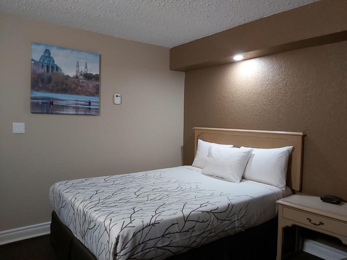 Arnprior Motor Inn Exteriér fotografie