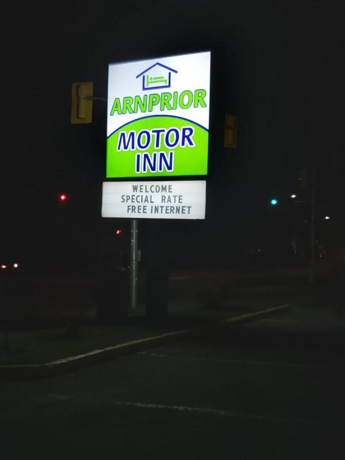 Arnprior Motor Inn Exteriér fotografie