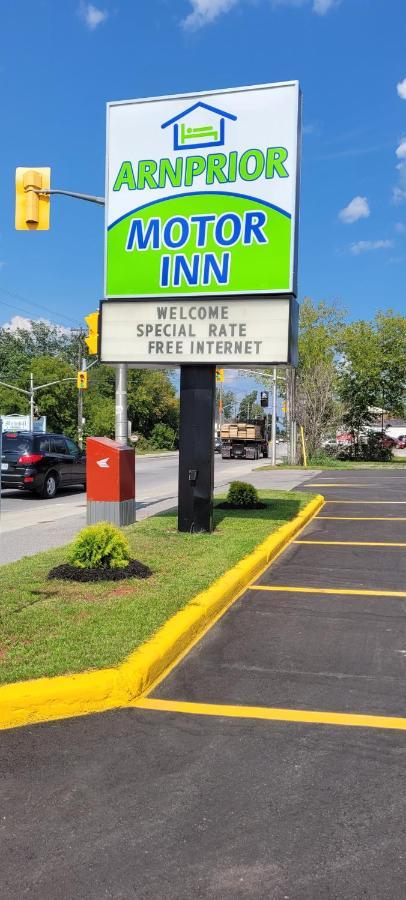 Arnprior Motor Inn Exteriér fotografie