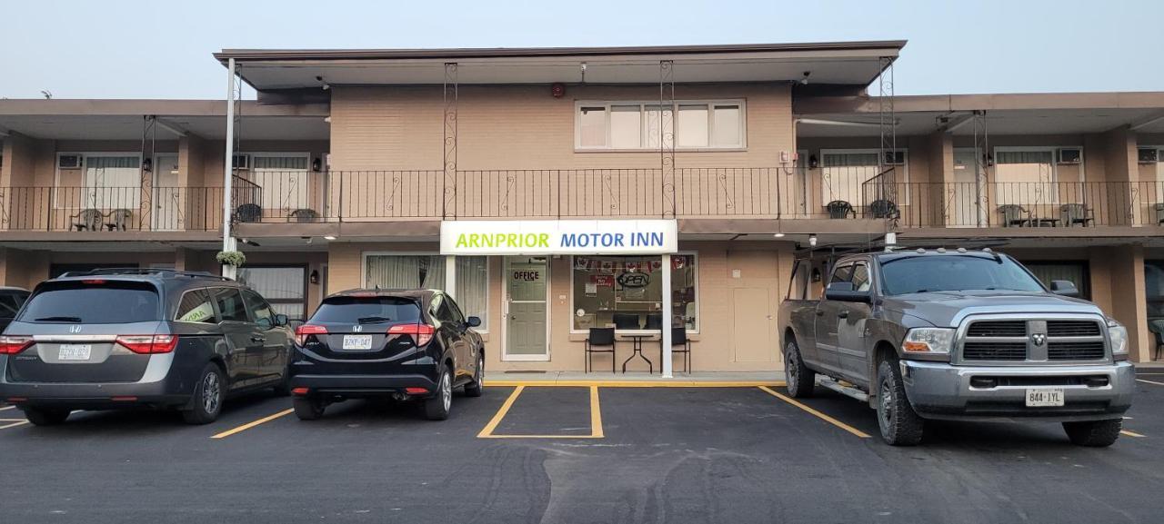 Arnprior Motor Inn Exteriér fotografie