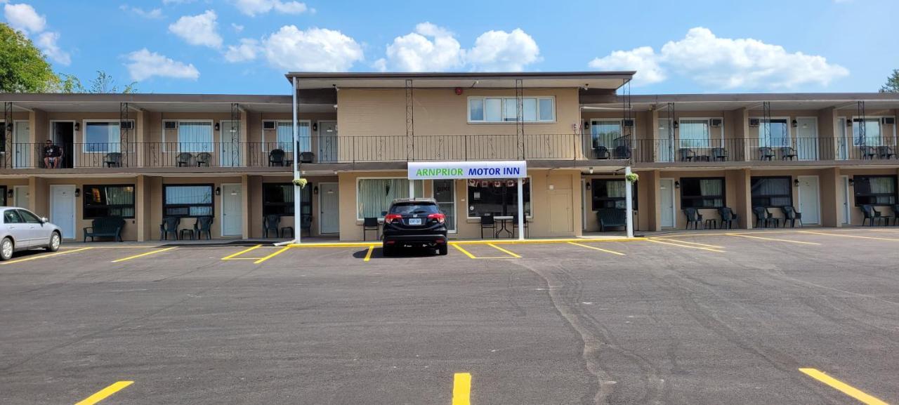 Arnprior Motor Inn Exteriér fotografie